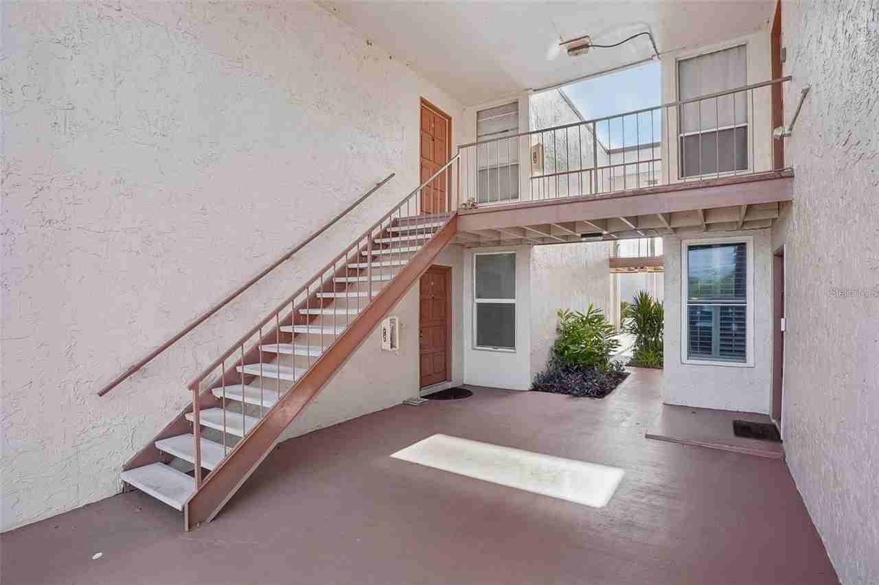546 Orange Dr #13 - Photo 3 of 27