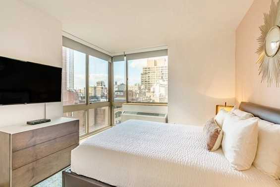 6th Avenue #14D - Photo 3 of 5