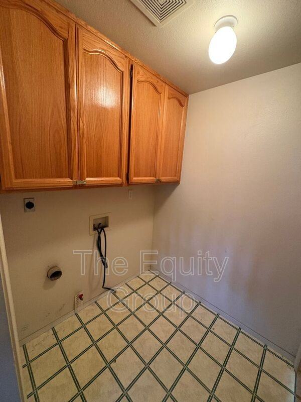 314 Virmargo St - Photo 3 of 38
