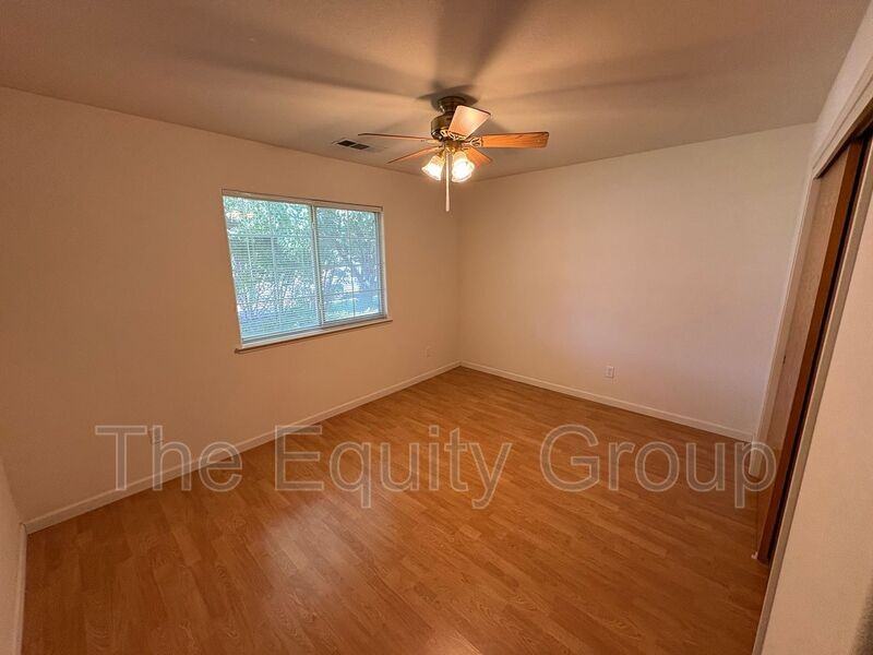 314 Virmargo St - Photo 5 of 38