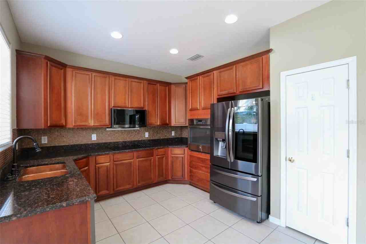 9018 Pinebreeze Dr - Photo 2 of 45