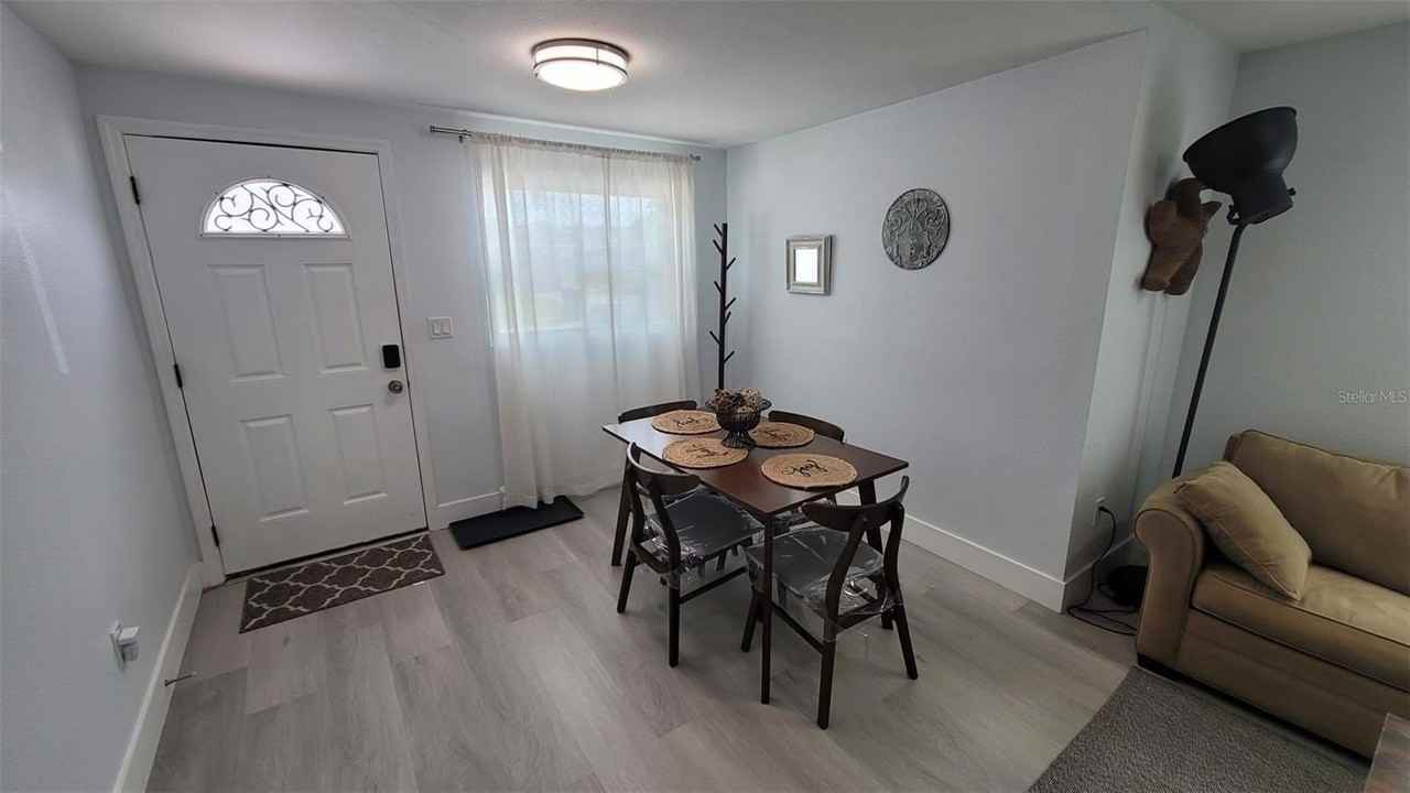 3810 45th Ave N #E - Photo 2 of 19