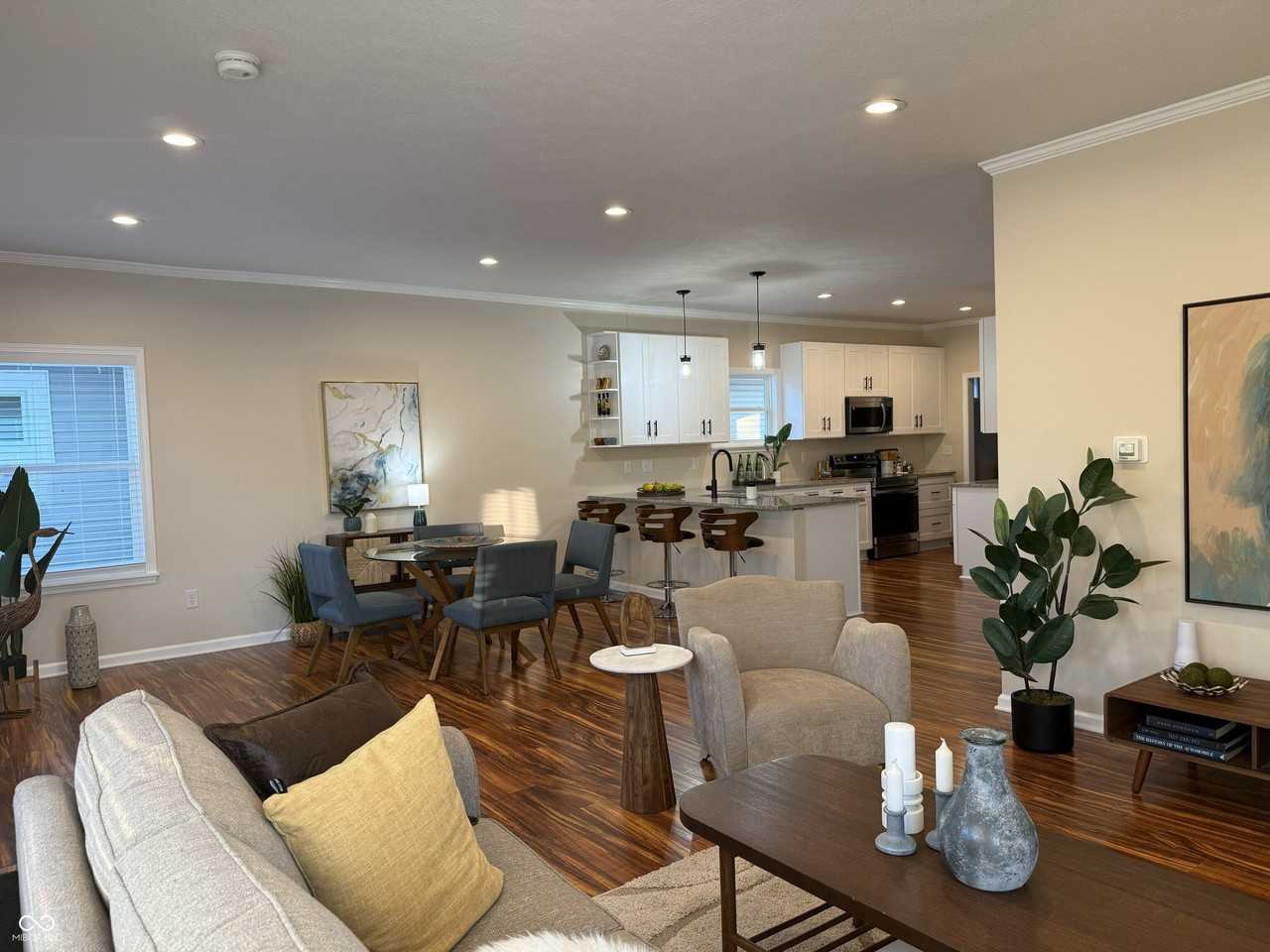 1263 W 26th St - Photo 3 of 16