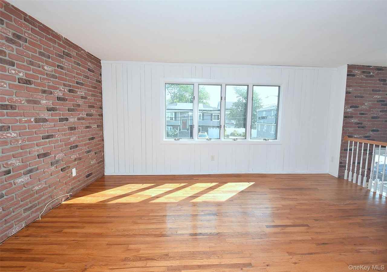 855 Surf St - Photo 5 of 21