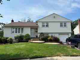 featured image of 33 Burton Ave