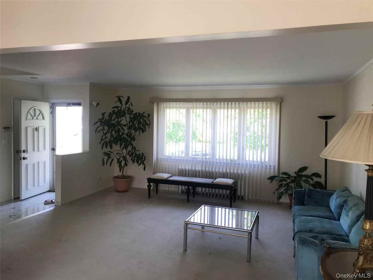 33 Burton Ave - Photo 4 of 10