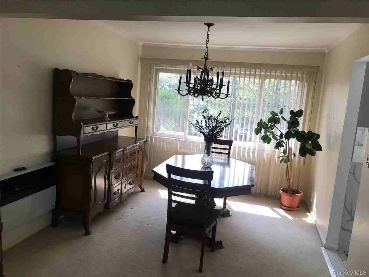 33 Burton Ave - Photo 6 of 10