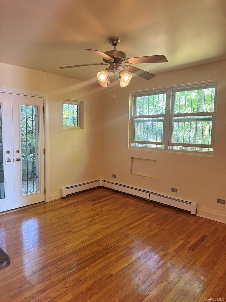 5629 Sylvan Ave - Photo 4 of 21