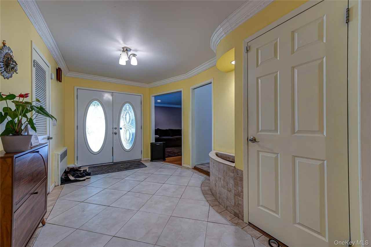 37 Buckingham Dr - Photo 4 of 24