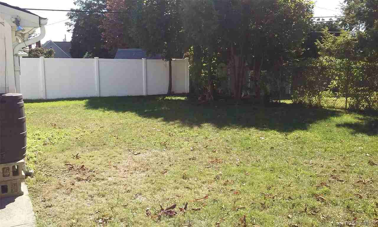 48 Hark Ln - Photo 6 of 9