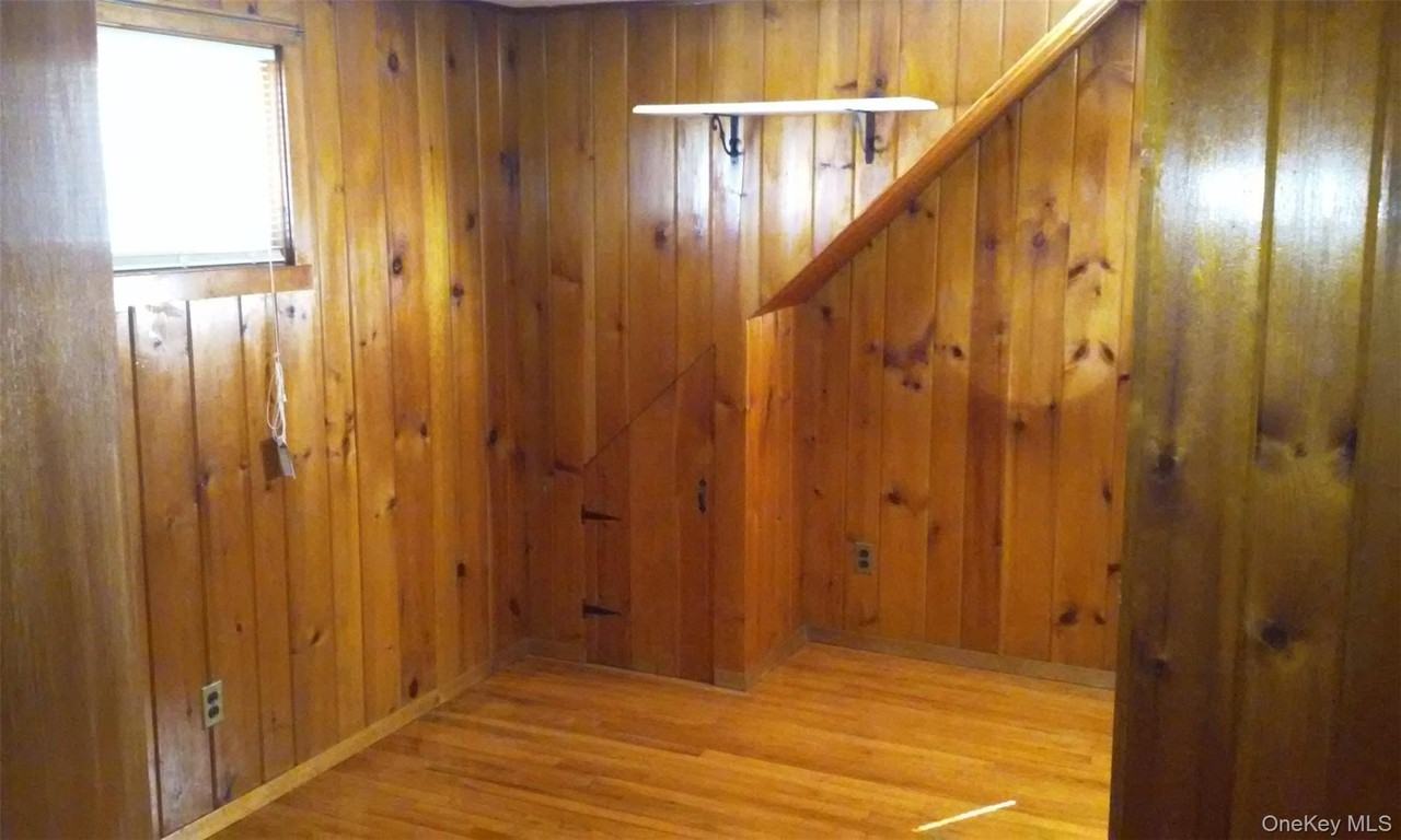 48 Hark Ln - Photo 7 of 9