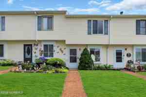featured image of 171 Sawmill Rd #209