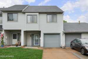 featured image of 117 Lexington Cir