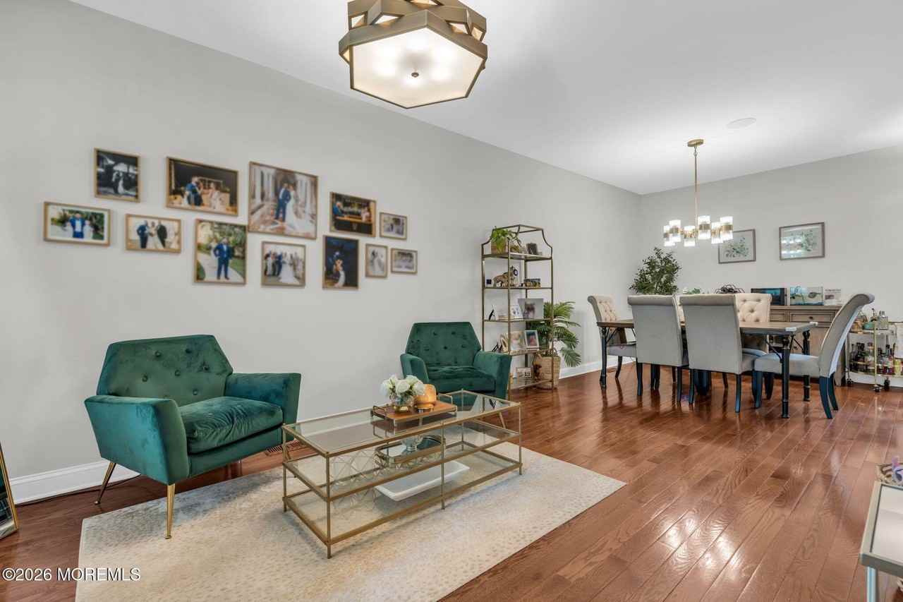 57 Mccormick Ave S - Photo 6 of 30