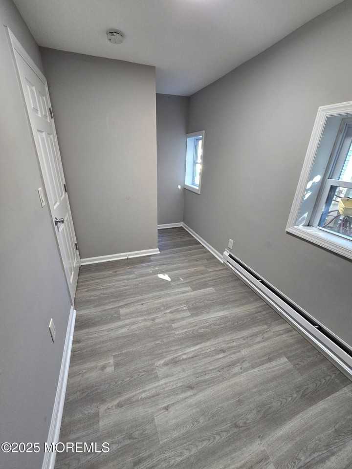 316 8th Ave #7 - Photo 3 of 6