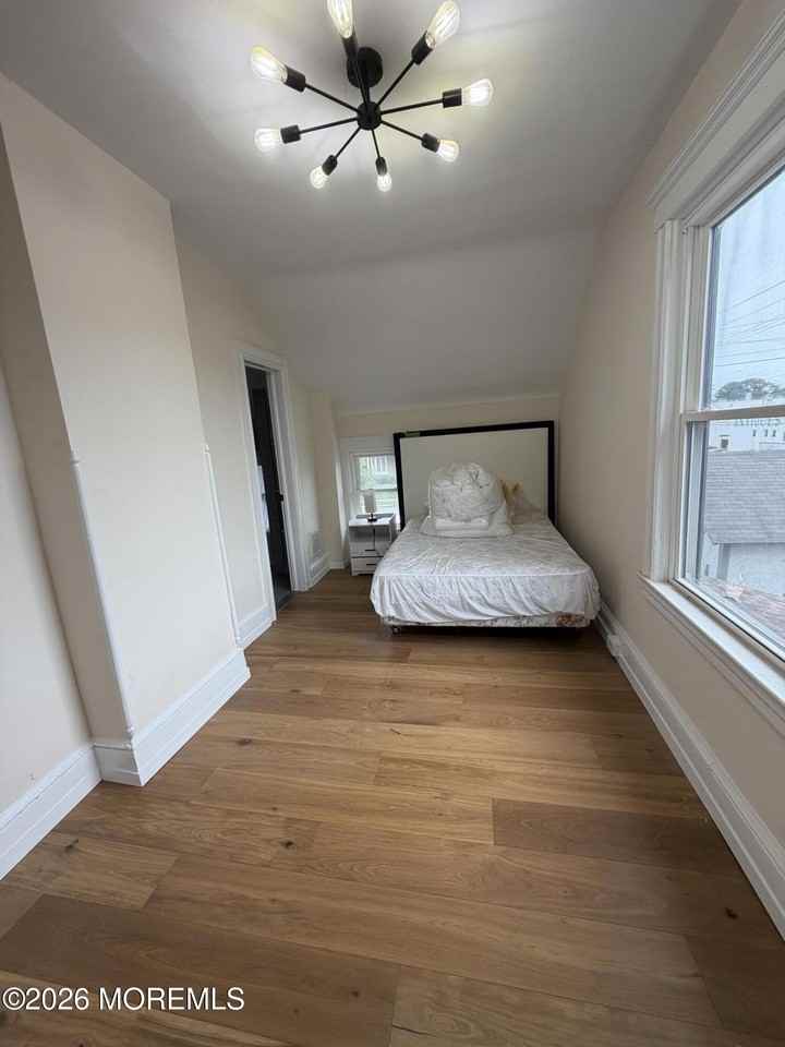 404 Lake Dr - Photo 6 of 11