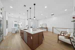 featured image of 409 Lake Ave