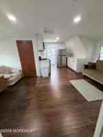 featured image of 406 Lake Dr