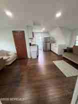 406 Lake Dr - Photo 1 of 1