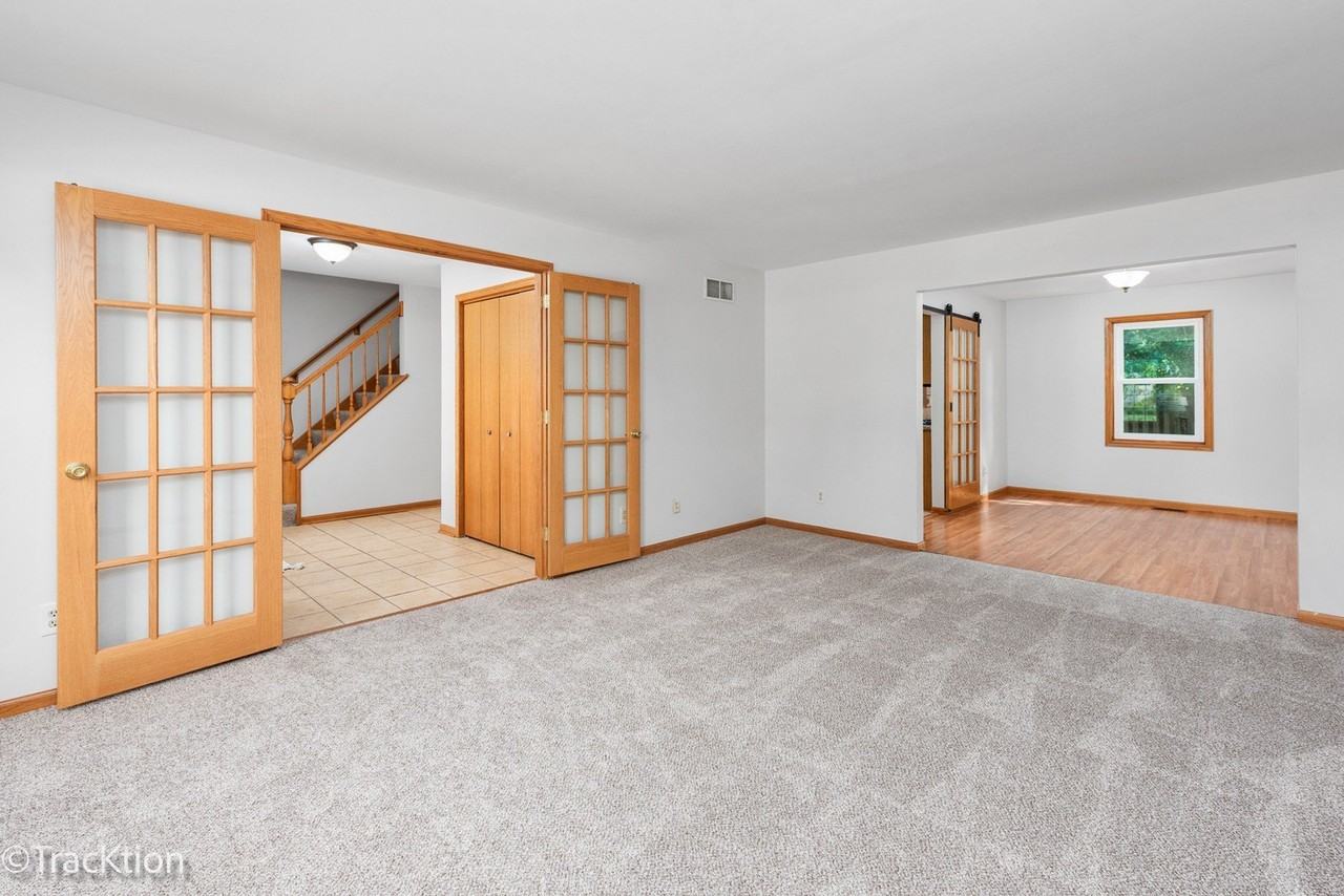 3081 Barnstable Ct - Photo 4 of 23
