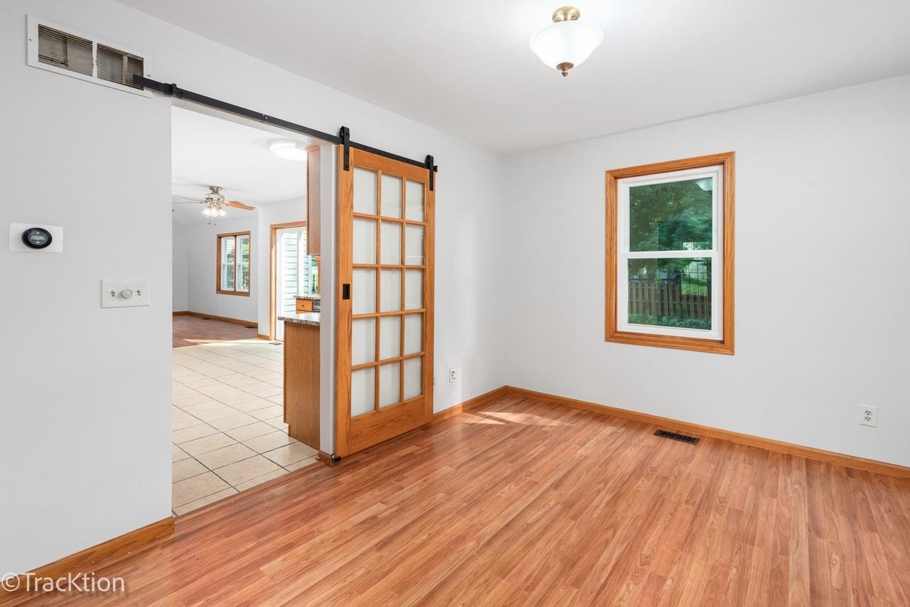 3081 Barnstable Ct - Photo 5 of 23