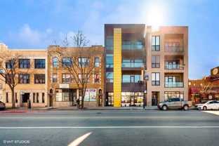 2335 W Chicago Ave #2R - Photo 1 of 1