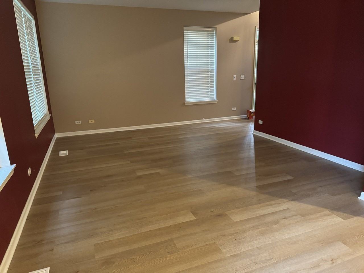 2365 Sunrise Cir - Photo 4 of 17