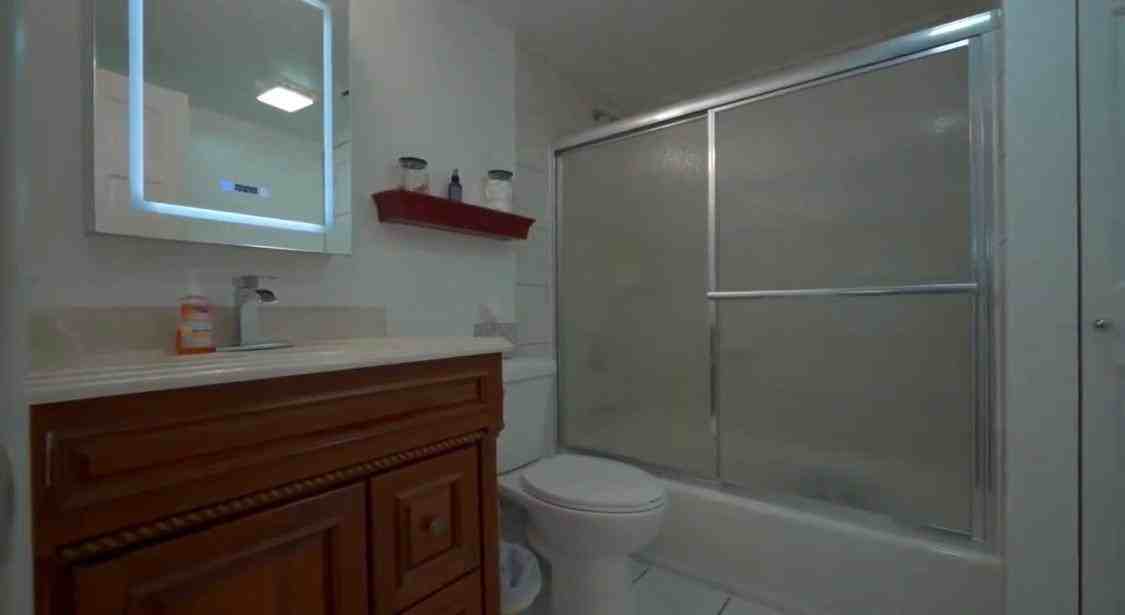 2303 Sweetbriar St - Photo 4 of 10