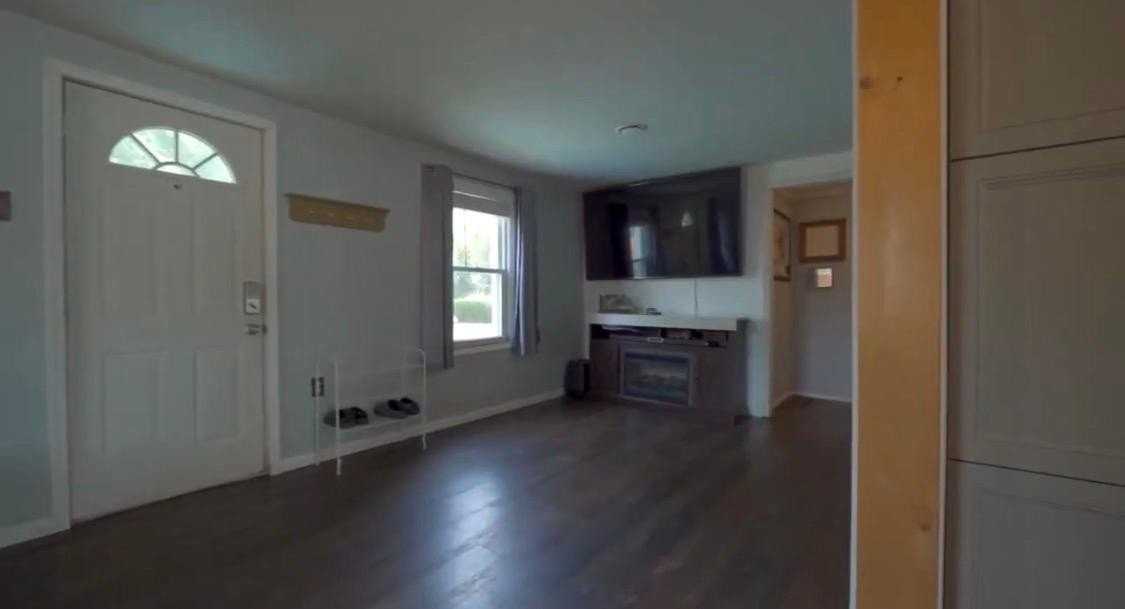 2303 Sweetbriar St - Photo 5 of 10