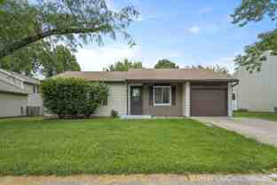 2S211 Sanchez Dr - Photo 1 of 1