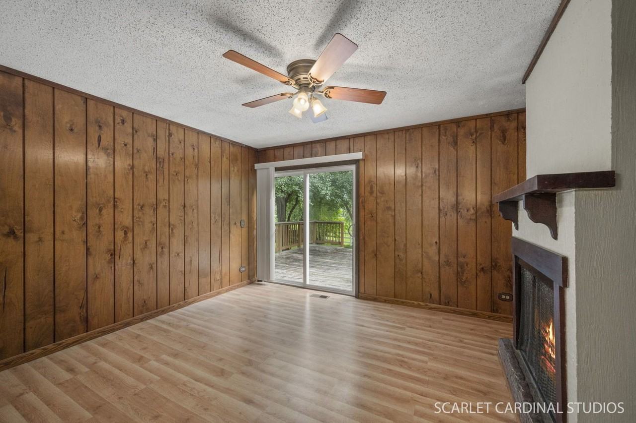 2S211 Sanchez Dr - Photo 7 of 16