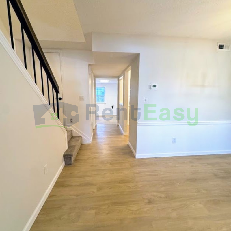 766 Biltmore Dr - Photo 5 of 34