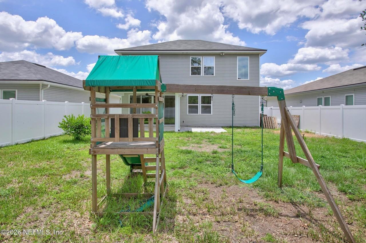 5065 Sawmill Point Way - Photo 7 of 50
