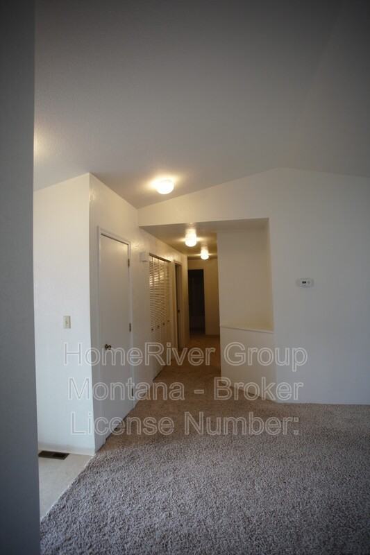 2720 Crystal Ct #1 - Photo 5 of 15