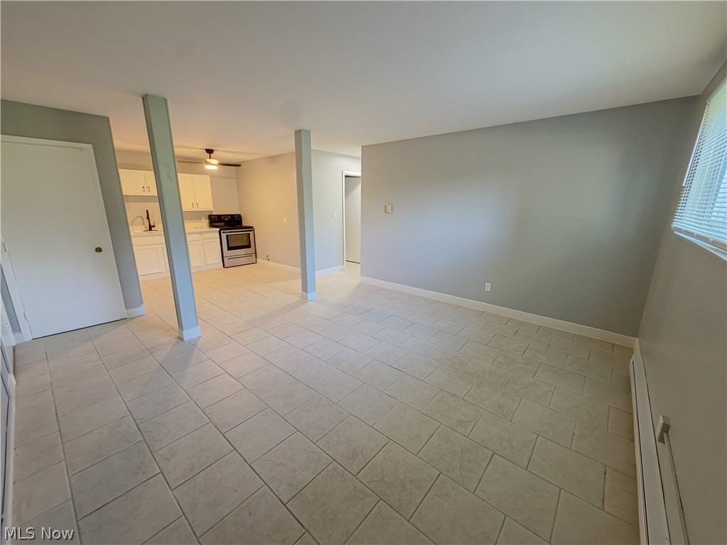 640 S Shore Ct - Photo 6 of 19