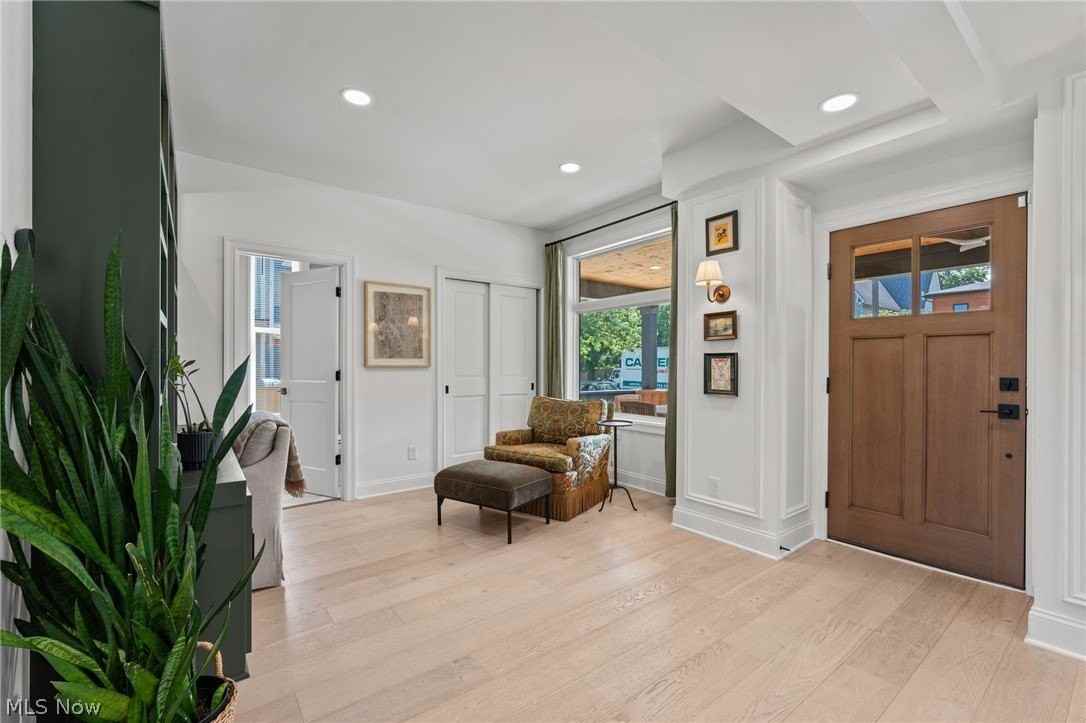 4604 Clinton Ave - Photo 7 of 46