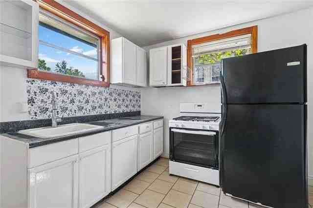 4518 Elba St - Photo 5 of 10