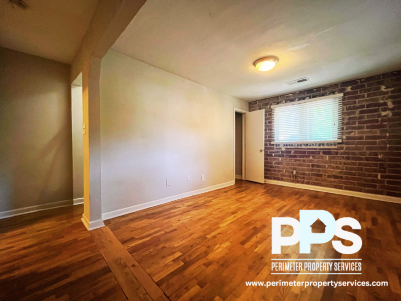 195 Randolph St Ne #17 - Photo 6 of 10