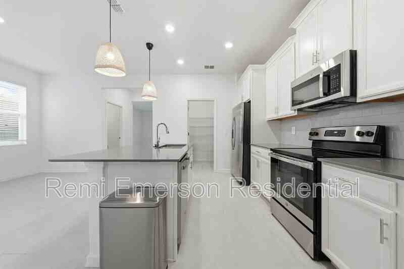 6418 Limberpine Aly - Photo 7 of 29