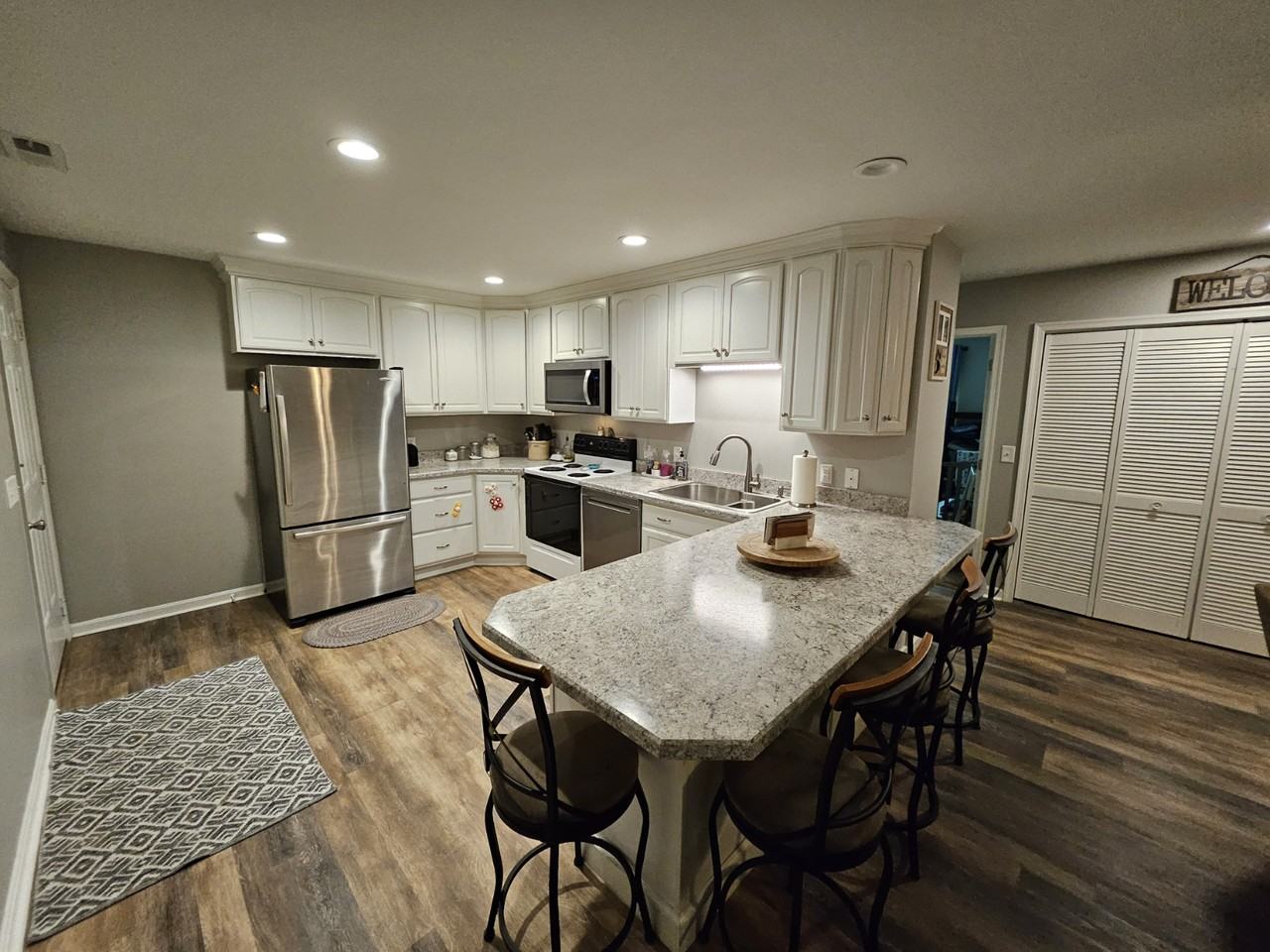 11920 Liberty Road - 106B #106B - Photo 6 of 28