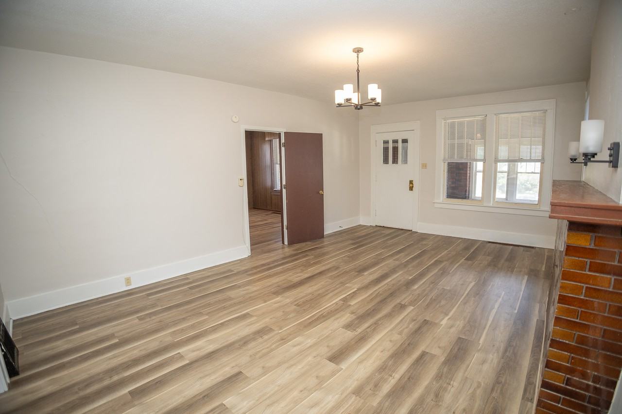 1415 W Main St #A - Photo 5 of 22