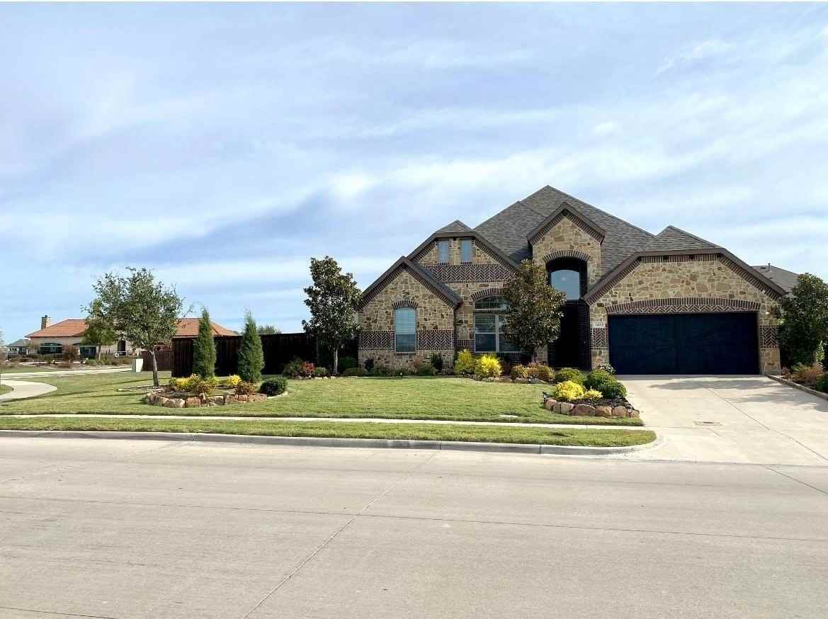 1400 Via Toscana Ln - Photo 2 of 37