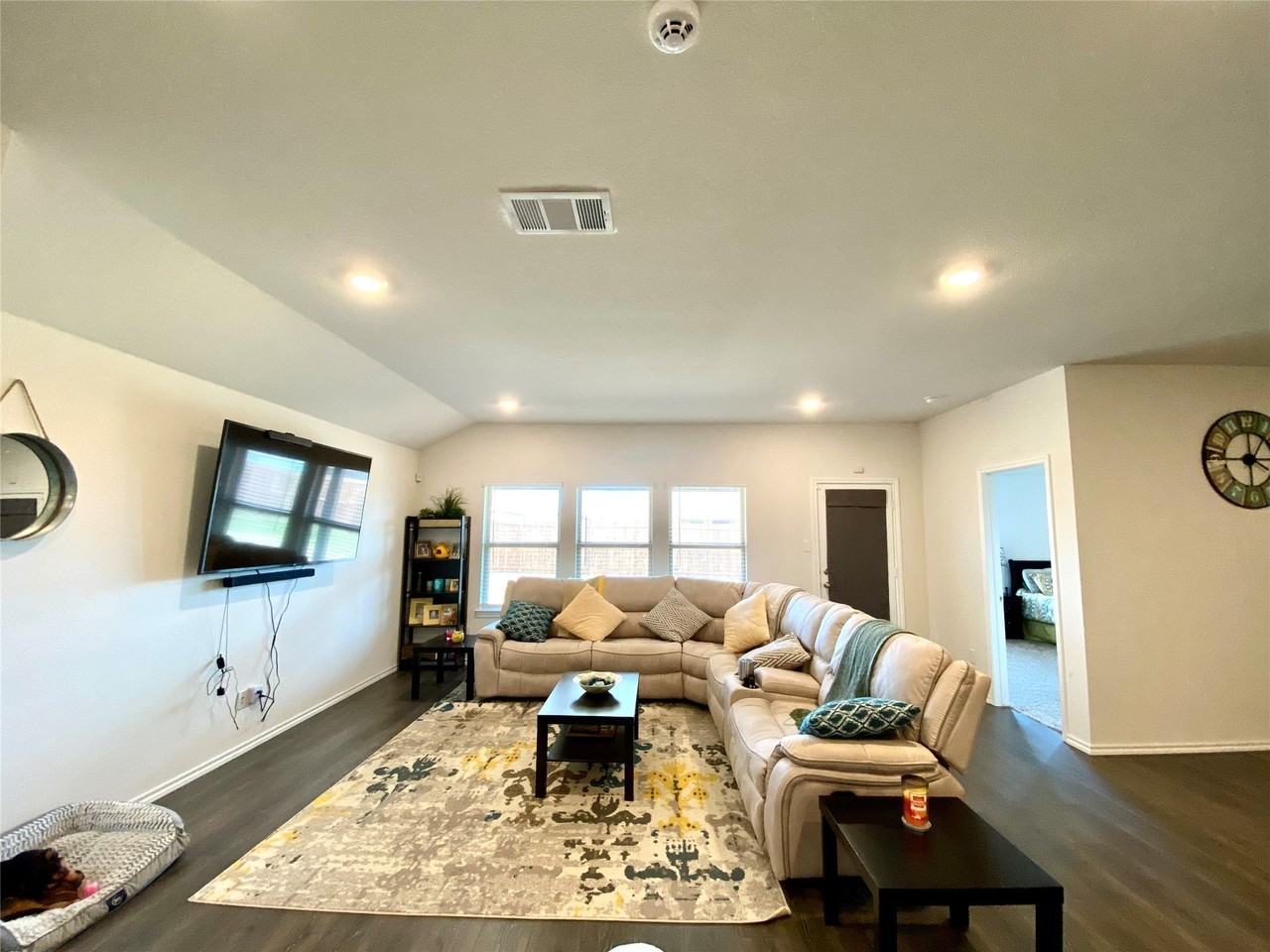 408 Wrangler Dr - Photo 6 of 23