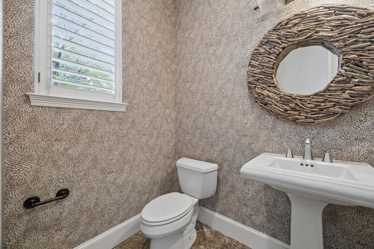 4039 Holland Ave - Photo 6 of 17
