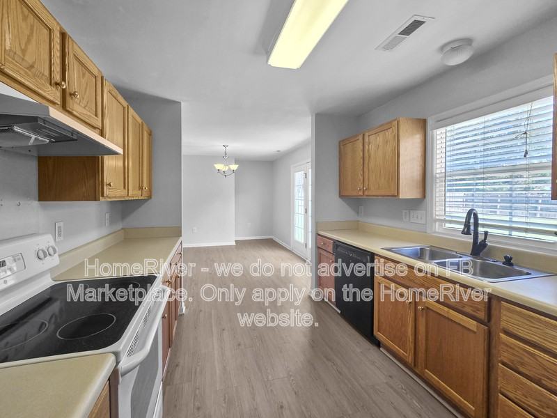 2006 Cranston Crossing Pl - Photo 6 of 20