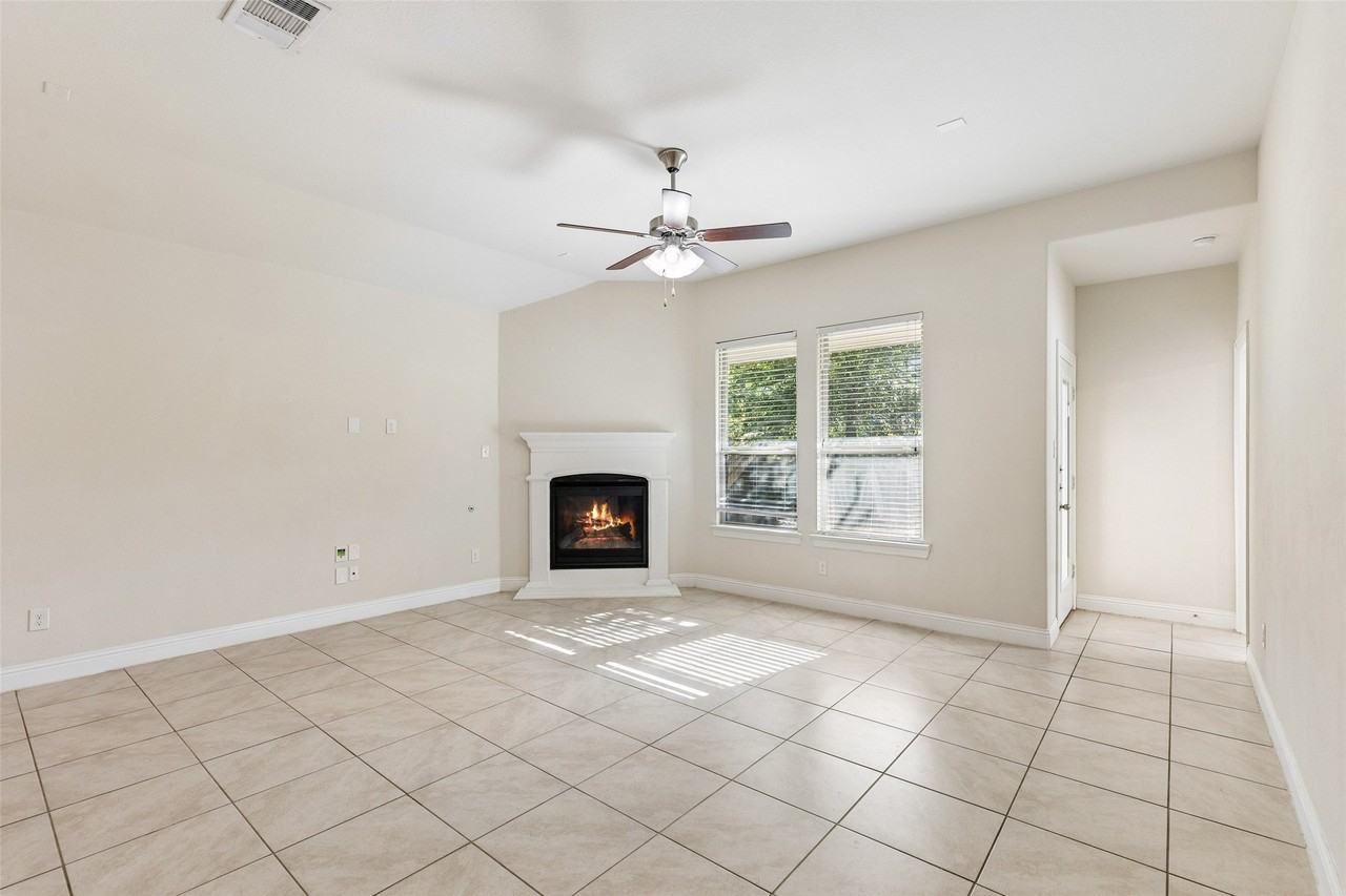3808 Kendall - Photo 6 of 37