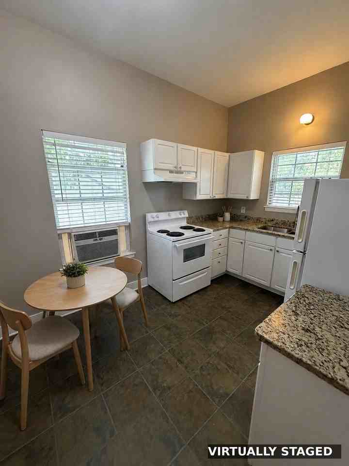 119 Sawyer Ave - Photo 2 of 4