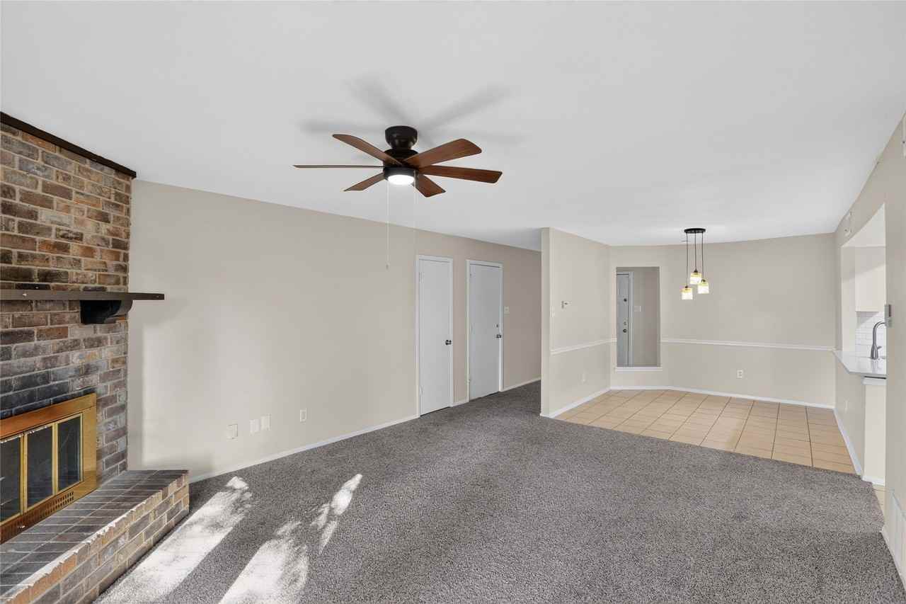5518 Sarasota Dr - Photo 4 of 15