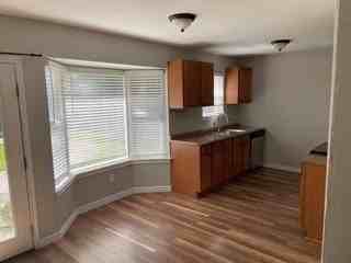5312 Queens Ct - Photo 7 of 18