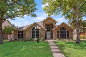 featured image of 2893 Hampshire Ln